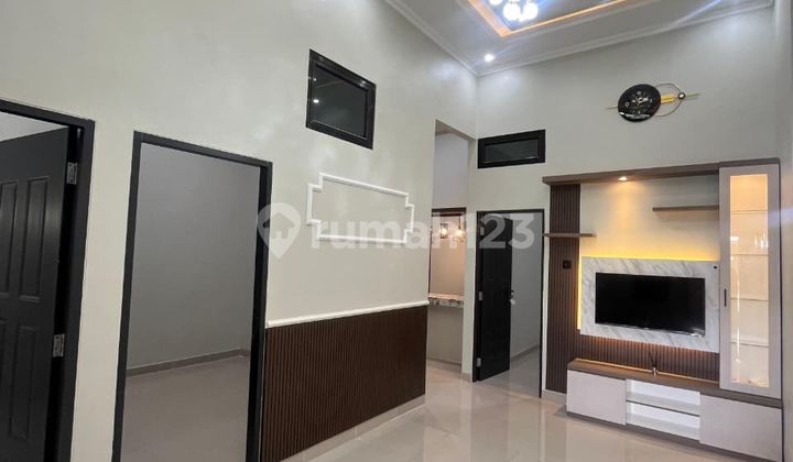 Beautiful House Ready to Occupy in Citra Indah City for Sale