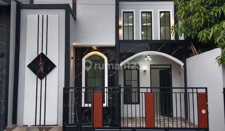 Rumah Cantik Modern di Citra Indah City Timur Cibubur 1