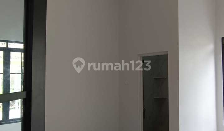 Dijual Rumah Modern Siap Huni di Citra Indah City 7016A 2