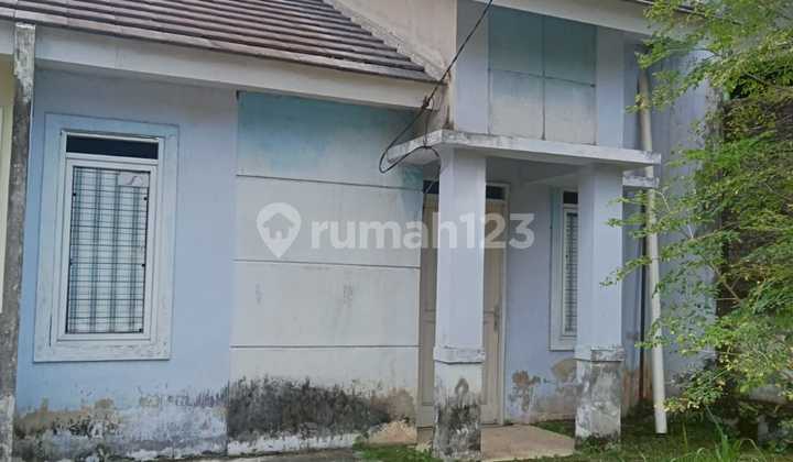 Dijual rumah bahan ...  Kondisi rumah perlu renovasi sedikit 1