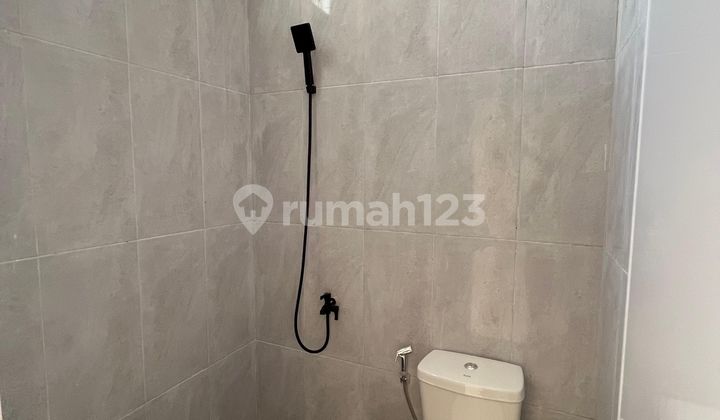 Dijual Rumah Full Renovasi di Citra Indah City 8310A 2