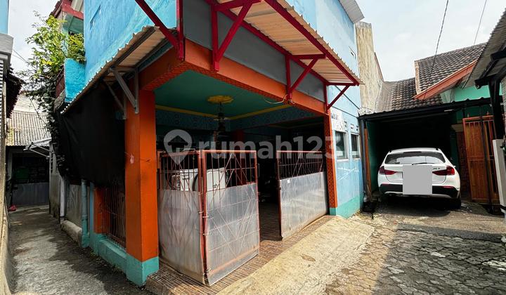 Rumah Utama Kokoh Di Joglo Raya Bonus 6 Kamar Kost n 1 Kontrakan Rumah Utama Kokoh Di Joglo Raya Bonus 6 Kamar Kost n 1 Kontrakan