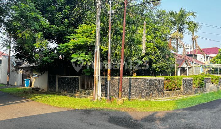 Spacious Hook House in a Complex, Located at Bina Marga Cipayung, East Jakarta 2