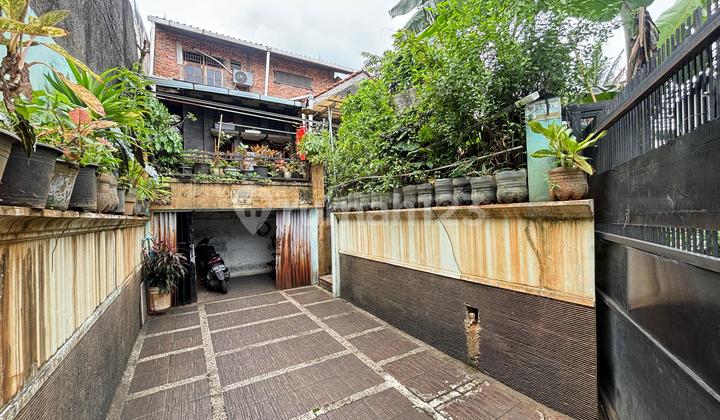 House Position Higher Than the Road in Cijantung, East Jakarta 2