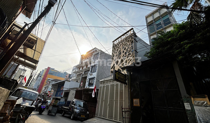 Ruko 3 1/2 Lantai Di Kebon Kacang Jakpus Dekat Mall Tanah Abang