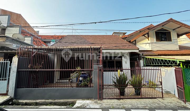 Rumah Strategis di Cawang Baru Jaktim Dekat Hutama Karya Tower Rumah Strategis di Cawang Baru Jaktim Dekat Hutama Karya Tower