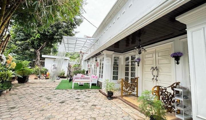 Rumah Cantik Berada di Area Premium Tebet Timur Jakarta Selatan
