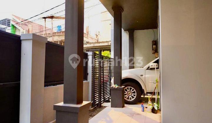 Rumah Ideal untuk Small Family - Business Owners di Tebet Jaksel 2