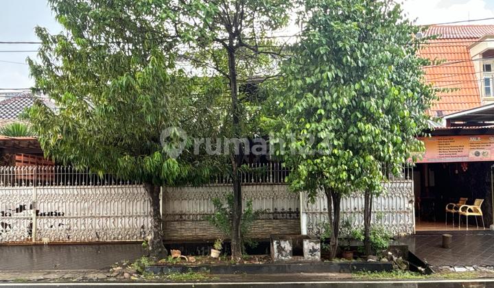 Rumah Akses Jalan Besar Di Area Kayu Putih Jakarta Timur