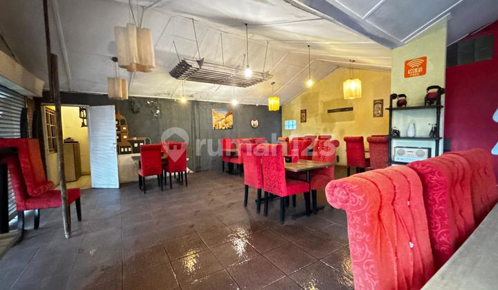 Building with 1400M2 Land in Raya Puncak Bogor