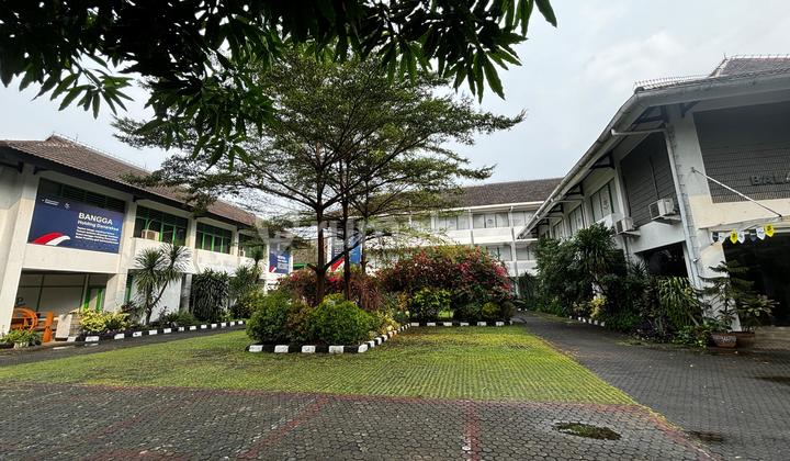 Gedung Lahan 4650 m2 Di Lokasi Strategis Matraman Jaktim