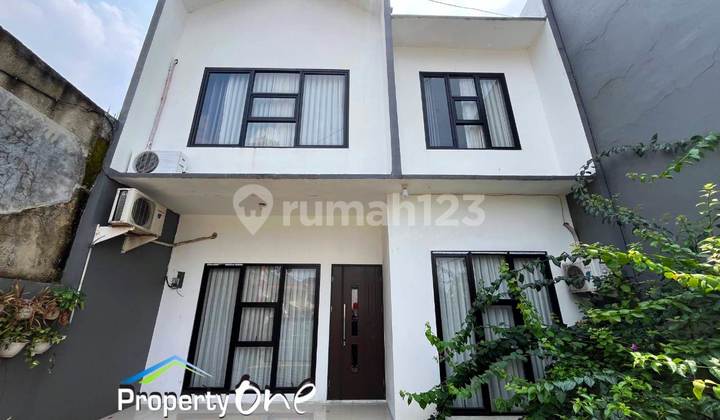 For Sale 2.5-Story House in Bumi Puspitek Asri Pagedangan Adjacent to BSD City 2