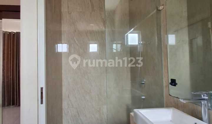 For Sale 2-Story House in The Icon Cluster