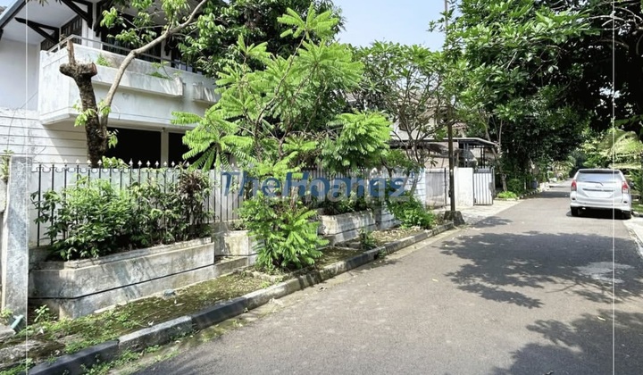 Ready-to-Live House in an Elite Complex, One Gate System Du Kalibata South Jakarta 2