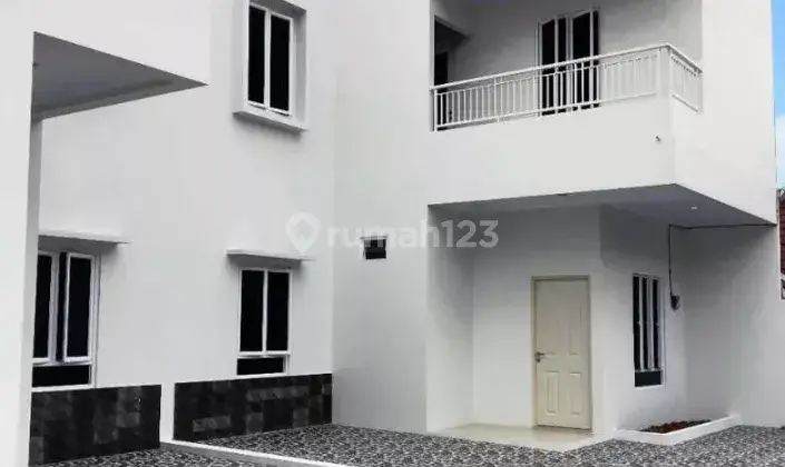 Rumah Baru 2 Lt Modern Kokoh Dalam Cluster di Cijantung Kalisari 1