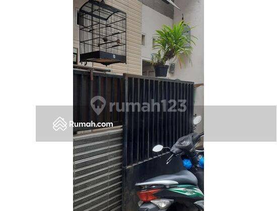 Dijual Rumah 1 Lt Akses Motor Bagus Di Batu Ampar Condet, Jak Tim 2