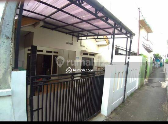 Rumah 1 Lt Akses Motor SHM di Gongseng Kalisari , Jakarta Timur 1