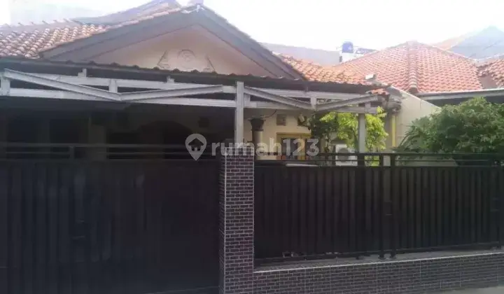 Rumah Cantik Kokoh Siap Huni Balekambang Dekat Sekali Ke Raya Condet 1