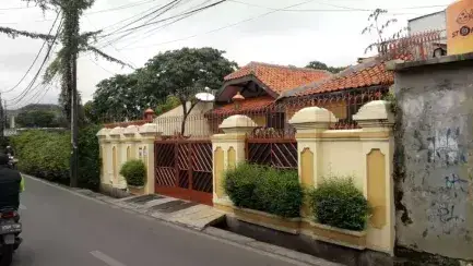 Rumah Bagus Murah Pinggir Jalan Besar Batu Ampar Condet 2