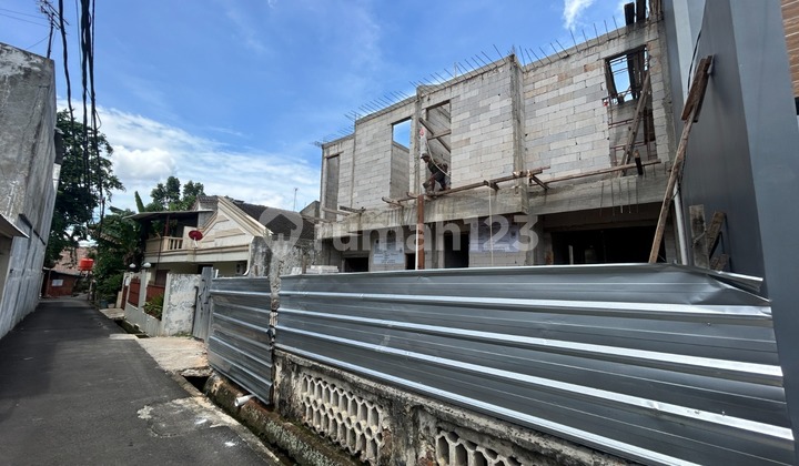 Rumah Brand New Akses Jalan 1 Mobil Lokasi Strategis Shm Di Tebet 2