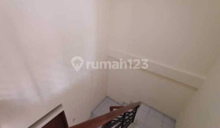 Disewakan Rumah Siap Huni 2lantai Akses 2mbl Tebet Jaksel 2