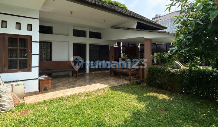 Rumah Tinggal Akses Jalan Lebar 2 Mobil SHM di Tebet 2