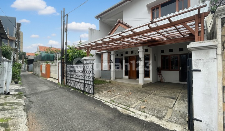 Nice House Ready to Occupy SHM in Tebet