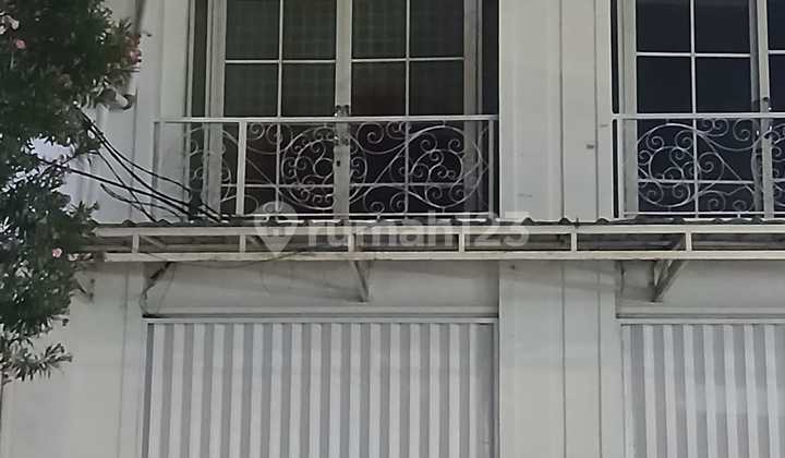 For Rent: Shop House in Tebet 60.0 M² Access for 3 Cars Available 2