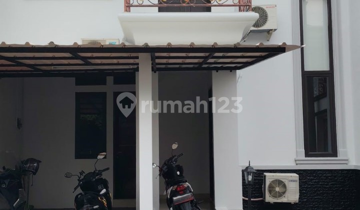 Rumah Bagus SHM di Cipinangmuara