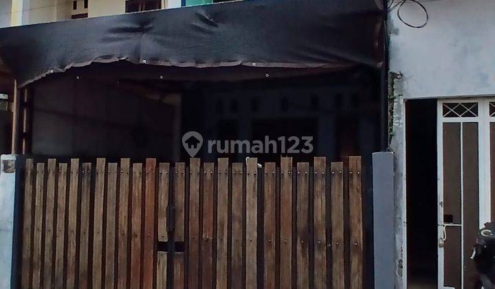 Rumah Siap Huni 3 Lantai Akses Pinggir Jalan 2 Mbl Cocok Sekali Utk Rumah Tinggal Dan Juga Usaha Condet Kramat Jati Jaktim 1