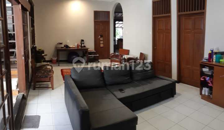 Habitable House, Quiet Neighborhood, Roadside, 2 Car Access, Vacant, HGB in Rawajati 2