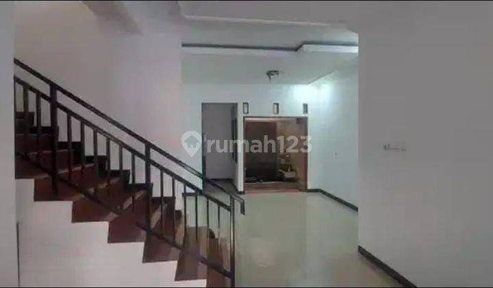 Dijual Rumah Bagus Kokoh 2lantai Dlm Cluster Akses Jalan 2mbl Condet Jaktim Shm Imb 2