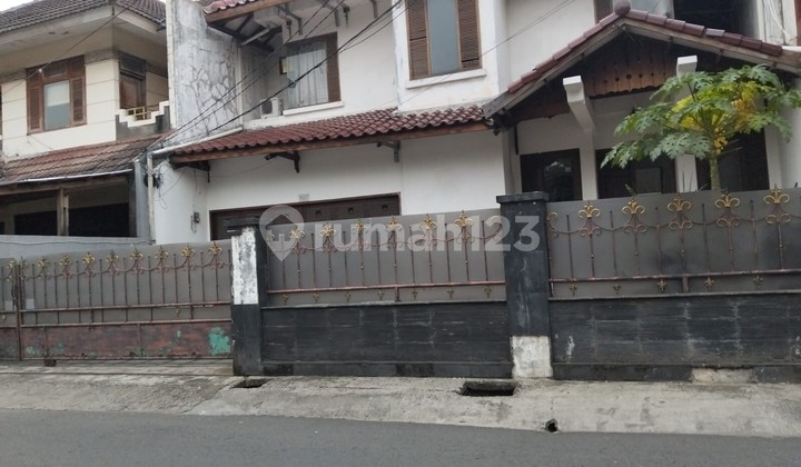 Rumah Lama Akses Jalan 2 Mobil Lokasi Strategis Shm Di Pejaten Rumah Lama Akses Jalan 2 Mobil Lokasi Strategis Shm Di Pejaten