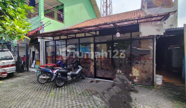 Rumah dan Tempat Usaha Akses Jalan Utama SHM di Jagakarsa