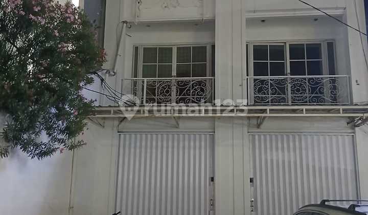 Disewakan Ruko di Tebet 60.0 M² Akses Lowong 3 Mobil