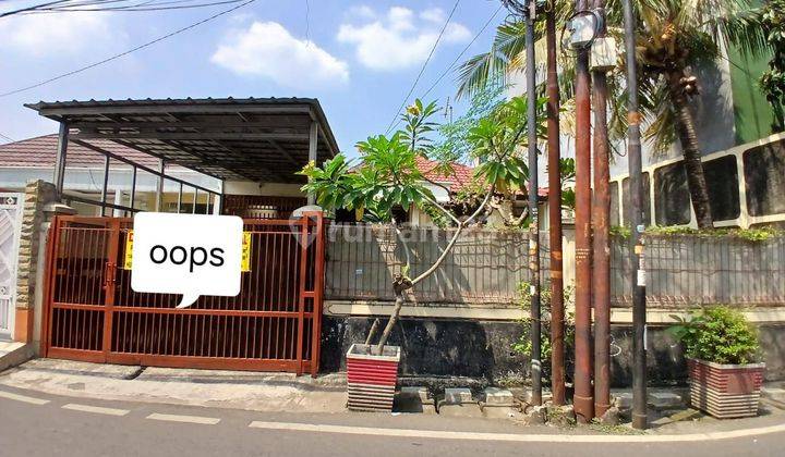 DIJUAL RUMAH SIAP HUNI 1LANTAI LUAS PINGGIR JLN 2 MBL DILALUI ANGKOT CONDET JAKTIM 1