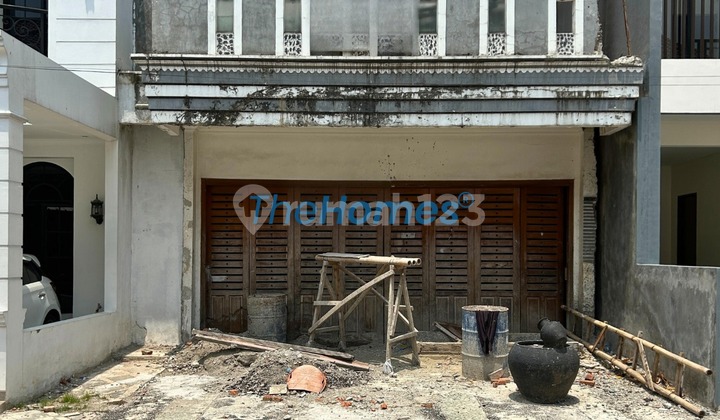 Rumah Hitung Tanahdalam Cluster, One Gate System Lokasi Strategis di Pejaten Timur SHM 131.0 m²