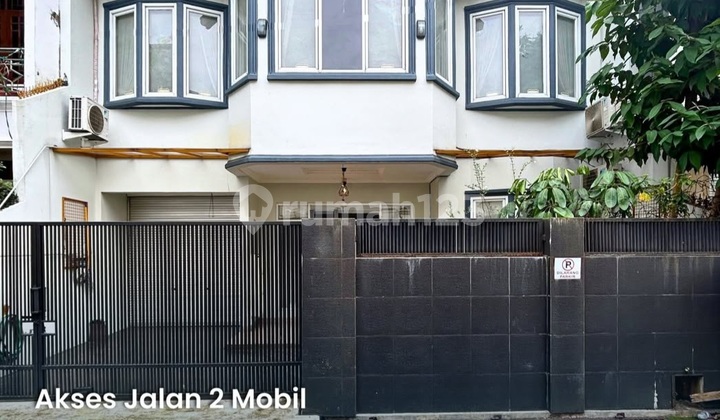 Ready-to-Occupy 2-Story House, Strategic Location in Tebet