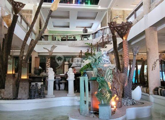Dijual Gedung Galeri Yang Terletak di Jalan Utama Batu Bulan Lokasi Sangat Bagus 2