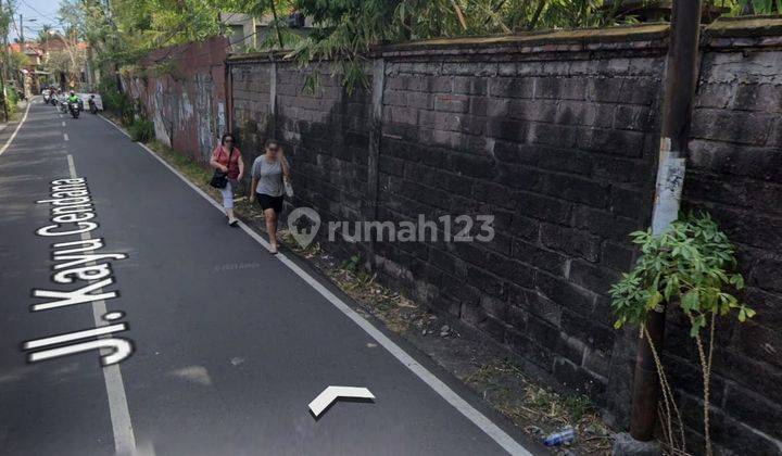 Dijual Tanah Komersil di Jalan Raya Kayu Cendana Sentral Seminyak 2