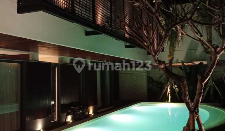 Luxury Villa in Central Canggu, Near Famous Cafes in Bali