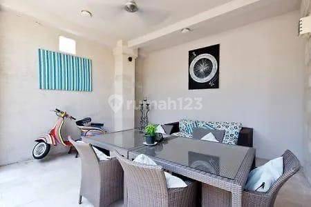 Dijual Villa 6 Kamar di Pantai Jerman Kuta 2