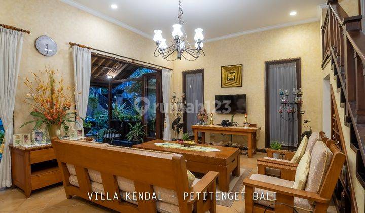 For Sale 2 Storey Villa in Petitenget Badung 1