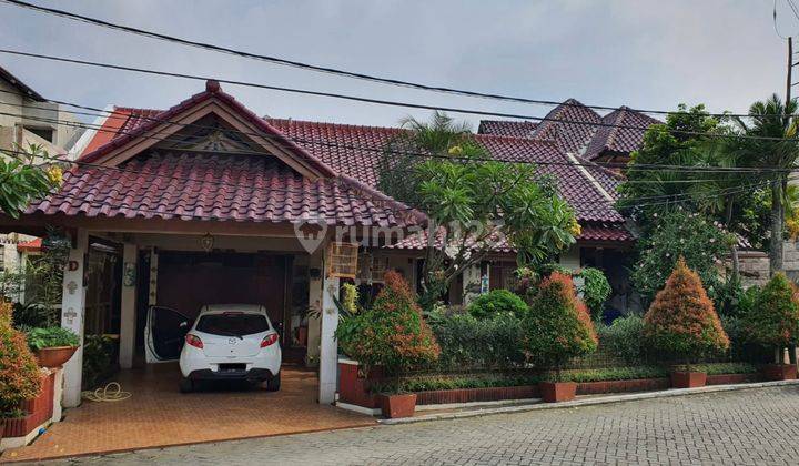 Dijual Rumah Asri Wr Supratman, Ciputat 1