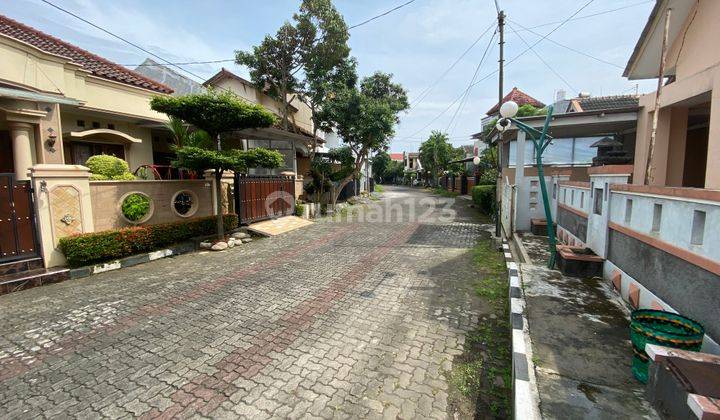 rumah 2 lantai bonus perabotan di srondol bumi indah tembalang 2