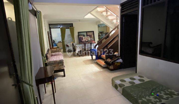 rumah 2 lantai jalan singosari pleburan dekat jalan sriwijaya 13