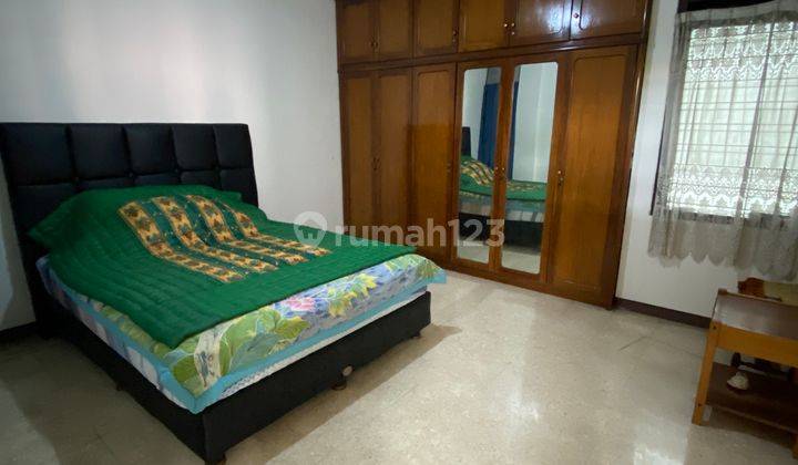 rumah 2 lantai jalan singosari pleburan dekat jalan sriwijaya 18