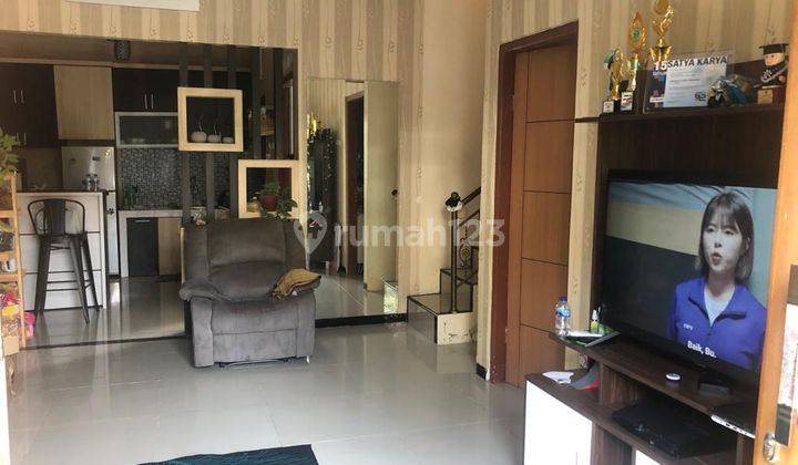 Rumah 2 lantai full furnished dekat jalan raya fatmawati semarang 6