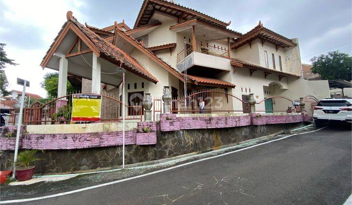 Rumah mewah di tengger gajahmungkur belakang akpol semarang 1