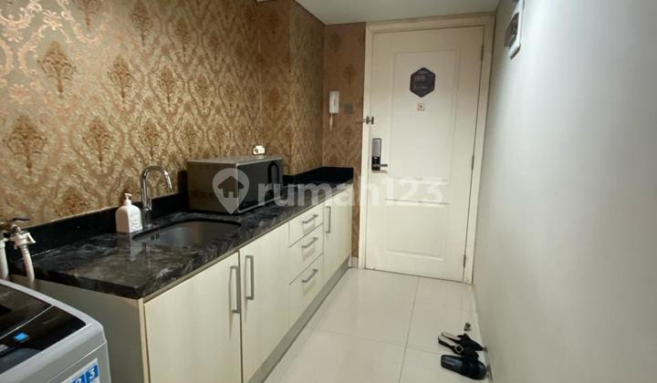 Fully Furnished Louis Kienne Apartment at Pemuda, Near Queen City Mall. 2